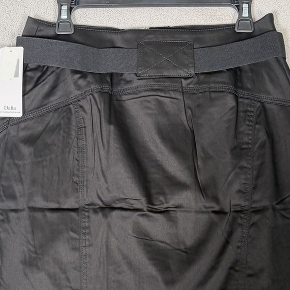 Dalia Collection Black Front Zip Pencil Skirt Size 8 Pockets Stretch Mod NWT - Picture 10 of 13